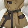 Nuevo Chal de Otoño 2025 Elegante con un Diseño de Moda y Tendencia, Chal Caqui Súper Elegante