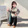 Conjunto de outfit de otoño para niñas 2026 estilo nuevo para niños mayores, moderno conjunto de tres piezas de camisa, chaleco y pantalones para niñas