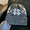 Gorro de Punto Fair Isle de Nicho Otoño/Invierno 2026 para Mujer, Gorro de Lana Grueso Cálido Protector de Orejas, Gorro para Clima Frío, Efecto Adelgazante