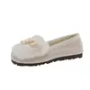 Novos Sapatos de Algodão de Um Passo Fofos Tamanho Grande 2026 Versáteis para Exterior Mocassins com Forro de Lã Sapatos Peludos Femininos