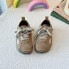 2025 novo tênis infantil para meninas, sapatos de treinamento moral, sapatos de plataforma coreanos para meninos, sapatos casuais para bebês, sapatos infantis