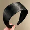 Nova faixa de cabelo larga de alta qualidade, com textura acetinada brilhante, cor sólida, para mulheres, tiara de luxo leve, estilo versátil para o dia a dia