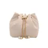 Bolsa pequena de moda com estampa de leopardo para mulheres, novo estilo outono e inverno de 2026, bolsa balde transversal de corrente casual chic vintage