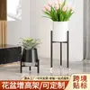 Suministro Exclusivo Transfronterizo de Soportes para Flores, Tipo de Pie para Interiores, para Sala de Estar y Balcón, Soporte Pequeño Triangular con Ruedas, Estante de Exhibición para Macetas