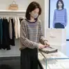 Tricô Listrado Gola Redonda Estilo Coreano Feminino Outono Inverno Estilo Preguiçoso Bordado de Abóbora Solto Versátil Suéter Top A14650