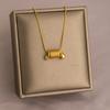 Collar de Acero de Titanio que No se Desvanece para Mujer, Diseño de Nicho de Lujo Ligero, Color Dorado Simple, Sensación de Alta Gama, Cadena para el Cuello, Accesorio de Cadena para Clavícula
