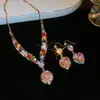 Conjunto de Brincos Quadrados Cravejados de Diamante e Colar de Duas Peças, Fashion, Leve, Colar Luxuoso e de Alta Qualidade, Conjunto de Joias Elegante e Versátil