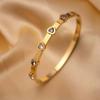 Pulsera de acero inoxidable y acero de titanio color 18K que no se decolora