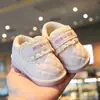 Zapatos de Primavera y Otoño Zapatos para Primeros Pasos Zapatos Nuevos para Bebés y Niños Pequeños Suela Suave Antideslizante para Bebés Zapatos Planos de Princesa para Niñas Zapatos que Gritan