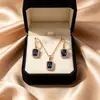 Conjunto de pendientes y collar Xuping estilo vintage de nicho europeo y americano transfronterizo, conjunto de joyería elegante de aleación de cobre, venta al por mayor y hecho a medida