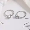 Anillo Abierto Simple de Zirconia y Perla de Agua Dulce Natural para Mujer Otoño e Invierno Anillo de Nicho Versátil de Gama Alta
