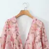 Comercio Exterior Transfronterizo Ropa de Mujer Primavera 2026 Estilo Europeo y Americano Cuello en V Mangas Acampanadas Cordón Camisa Estampada Top para Mujer M11726