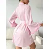Camisón Ligero Transparente Sexy de Malla Transversal Más Vendido con Adorno Floral Tridimensional y Mangas Acampanadas, Ropa de Casa Corta