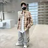 Conjunto de Roupa de Outono para Meninos 2026 Novo Estiloso e na Moda Roupa Infantil de Primavera e Outono Camisa