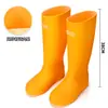 Las botas de lluvia de caña alta son impermeables y antideslizantes, adecuadas para parejas, cómodas para viajar, modernas y a la moda, duraderas para el uso diario, actividades al aire libre y búsqueda de tesoros en la playa.