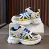 Nuevos zapatos deportivos de primavera y otoño para niños, zapatos tipo dad de malla simple, zapatos infantiles para niñas, zapatos casuales de suela blanda, modernos