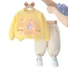 Conjunto de Primavera y Otoño para Niña 2026 Nueva Moda para Bebé Ropa de Otoño Sudadera con Estrellas de Encaje Conjunto de Dos Piezas