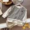 Sudadera de primavera estilo coreano a rayas conjunto de algodón puro a rayas moda para niños otoño primavera pantalones de trabajo para niños conjunto de tres piezas