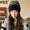 Gorro de Lana Tejido Grueso Otoño e Invierno 2025 para Mujer que Descubre la Cara Protección Pequeña para las Orejas Gorro de Tejer Gorro Cálido Retro Americano para el Frío