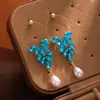 Brincos de Pérola com Folha de Cristal Azul Estilo Resort Pesca Retrô para Mulheres Brincos de Design Nicho Brincos de Luxo