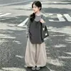 Conjunto de Três Peças Vestido de Suspensório Poá para Meninas Primavera e Outono 2026 Novo Estilo Coreano Calças Lanterna Calças de Pernas Largas Conjunto Fashionável para Crianças Mais Velhas