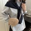 Nova Bolsa da Moda Coração para a Primavera e Verão de 2025 Bolsa de Ombro Casual Tendência Bolsa Transversal Casual Doce Personalizada para Mulheres