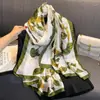 Nova Moda Estilo Primavera e Verão 2025 Lenço Longo de Seda Elegante Lenço Longo de Cetim Lijing para Mãe Leve Versátil para Viagem