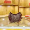 Bolsa Feminina de Luxo 2026 Nova Europeia e Americana Retrô Francesa Luxo Leve Estampada de Ombro Único Transversal Bolsa de Ombro Clássica