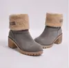 Botas de Lã Europeias e Americanas Transfronteiriças, Botas Curtas de Lã Outono e Inverno Transfronteiriças de Comércio Exterior, Botas Femininas, Botas de Neve Femininas de Tamanho Grande com Forro de Lã, Modernas