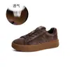 Sapatos Femininos Retro de Couro Genuíno 2026 Primavera Novos Sapatos Brancos da Moda Tênis Esportivos Casuais Versáteis Femininos