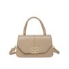 Nova Bolsa de Ombro Feminina Estilo Coreano, Bolsa de Axila com Design Personalizado, Bolsa Satchel Quadrada Pequena de Couro PU de Nicho Feminino de Alta Qualidade