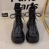 Botines Cortos Dulces y Frescos Estilo Británico Botas Doc Martens Chica Picante Mujer 2026 Otoño/Invierno Nuevas Llegadas Pequeña Plataforma Gruesa Con Cordones Botines Individuales Modernos