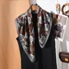 Pañuelo Cuadrado Delgado Fresco y Elegante de 70 cm con Diseño Estampado Suave y Elegante, Adecuado para el Viaje Diario y como Accesorio Decorativo