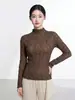 Top de mujer de alta gama Shenzhen Nanyou, elegante suéter irregular de color liso, camiseta base de manga larga ajustada estilo Issey Miyake