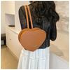Mochila Love para Mujer 2024 Primavera y Verano Nueva Mochila Pequeña Personalizada Elegante Corazón de Niña Moda Casual Bolso de Mujer