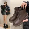 Botines Gruesos Versátiles de Otoño e Invierno Piel Suave Estilo Nuevo Estilo Callejero Moda Casual Estilo Británico Botas Martin Mujer 2026