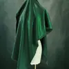 Tela de Lino de Seda Satinada de Color Sólido Verde Gema Brillante Esmaltada Tela para Vestido Estilo Chino con un Brillo Perlado