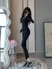 Chaqueta de fitness para mujer con cuello alto y cremallera, top deportivo entallado a la cintura, conjunto de pantalones de tiburón de cintura alta, ropa de yoga adelgazante y ajustada al cuerpo