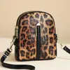 2025 Nuevo Bolso Cruzado para Mujer de Cuero Retro Encerado al Aceite, Casual, con Cremallera de Doble Capa, Bolso para Teléfono Móvil, Bolso de Hombro Casual con Solapa