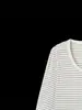 Suministro directo de fábrica de camiseta básica para mujer con cuello en U de Lyocell, dobladillo de doble capa, hecha de Tencel, acetato y lana de oveja, con un corte ligeramente ajustado.