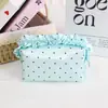 Textura de alta qualidade, aparência bonita, bolsa de mão feminina, bolsa de maquiagem com estampa clássica de bolinhas, portátil, com forro de renda, bolsa de armazenamento