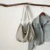 Bolsa de nylon para mujer 2026 nuevo estilo verano casual ligera para ir al trabajo bolsa de mano gran capacidad un solo hombro bandolera bolsa grande