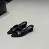 Sandalias de Cuña Elegantes de Nuevo Estilo para Mujer 2026, Abiertas en la Punta, de Una Correa, para Uso en Exteriores, Zapatillas de Verano con Punta Fina Francesa para Vestir