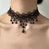 Collar Gargantilla de Flor de Perla Artificial con Encaje Francés Sentido del Diseño Temperamento Elegante Cadena de Clavícula de Gama Alta