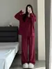 Estilo Perezoso Coreano, Sencillo y de Alta Gama, Pijama de Terciopelo Alemán de Manga Larga para Mujer, Nuevo Conjunto de Dos Piezas para el Hogar Otoño e Invierno, Talla Grande