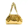 Bolsa Nuvem Plissada de Moda Transfronteiriça, Bolsa de Mão Dourada Estilo Trendy Ins, Bolsa Concha para Noite, Bolsa Transversal com Corrente Feminina