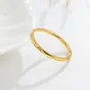 Anillo Sencillo de Lujo Ligero Más Vendido Transfronterizo con Incrustación de Diamante, Acero Inoxidable Electroplateado al Vacío, Anillo Personalizado de Estilo Nicho, Venta al Por Mayor Directa de Fábrica