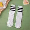 Calcetines Largos de Fútbol Transfronterizos Tres Rayas Niños Calcetines Blancos Vestido Escolar Calcetines de Uniforme Escolar Estudiantes