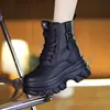Botas Martin de sola grossa femininas 2026 Outono/Inverno novo estilo com pelúcia quente antiderrapante botas curtas versáteis para pessoas baixas que aumentam a altura botas de cano curto