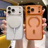 Transforme Instantaneamente Seu Celular em uma Capa Apple 17 com Sucção Magnética Eletrodepositada Fosca, Acabamento Fosco, Capa Macia de TPU Semitransparente Adequada para iPhone 16 Pro Max